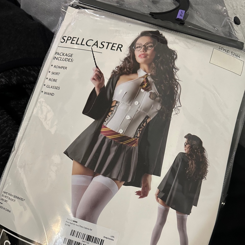 Spellcaster Costume (NO LONGER HAVE)